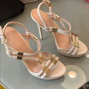 White Aldo shoes 8.5